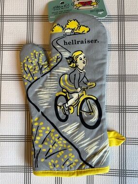 Blue Q Gray & Yellow "Hellraiser" Oven Mitt